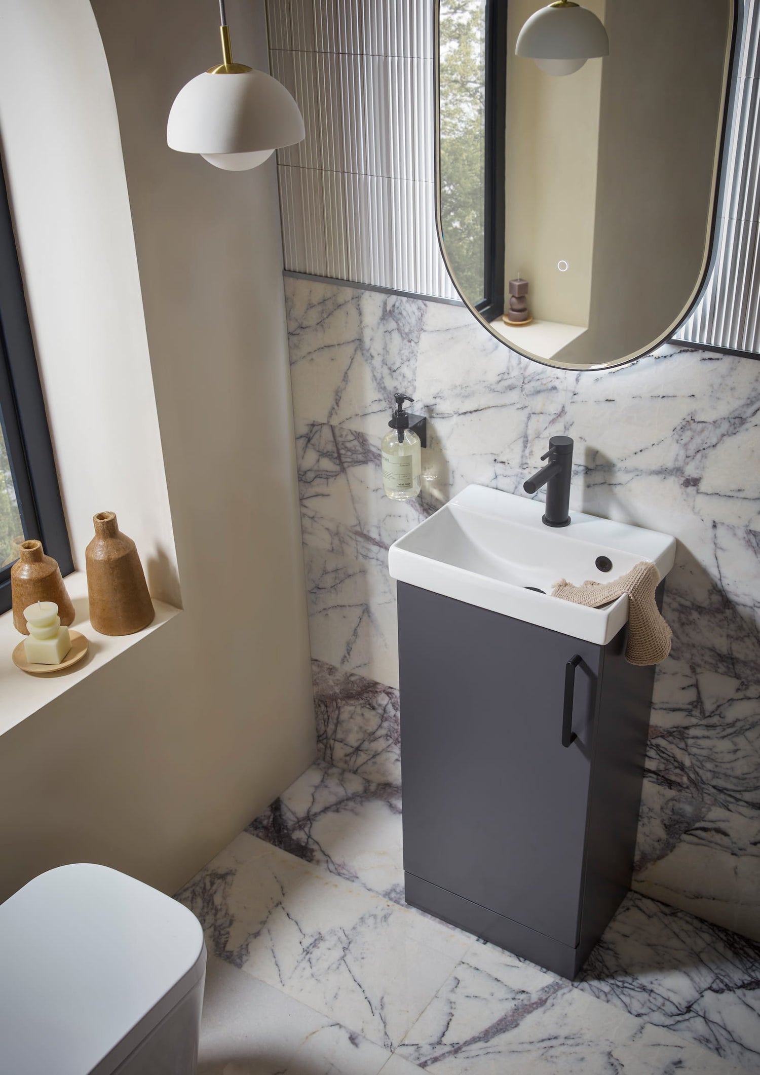 Cadence 400 Cloakroom Unit