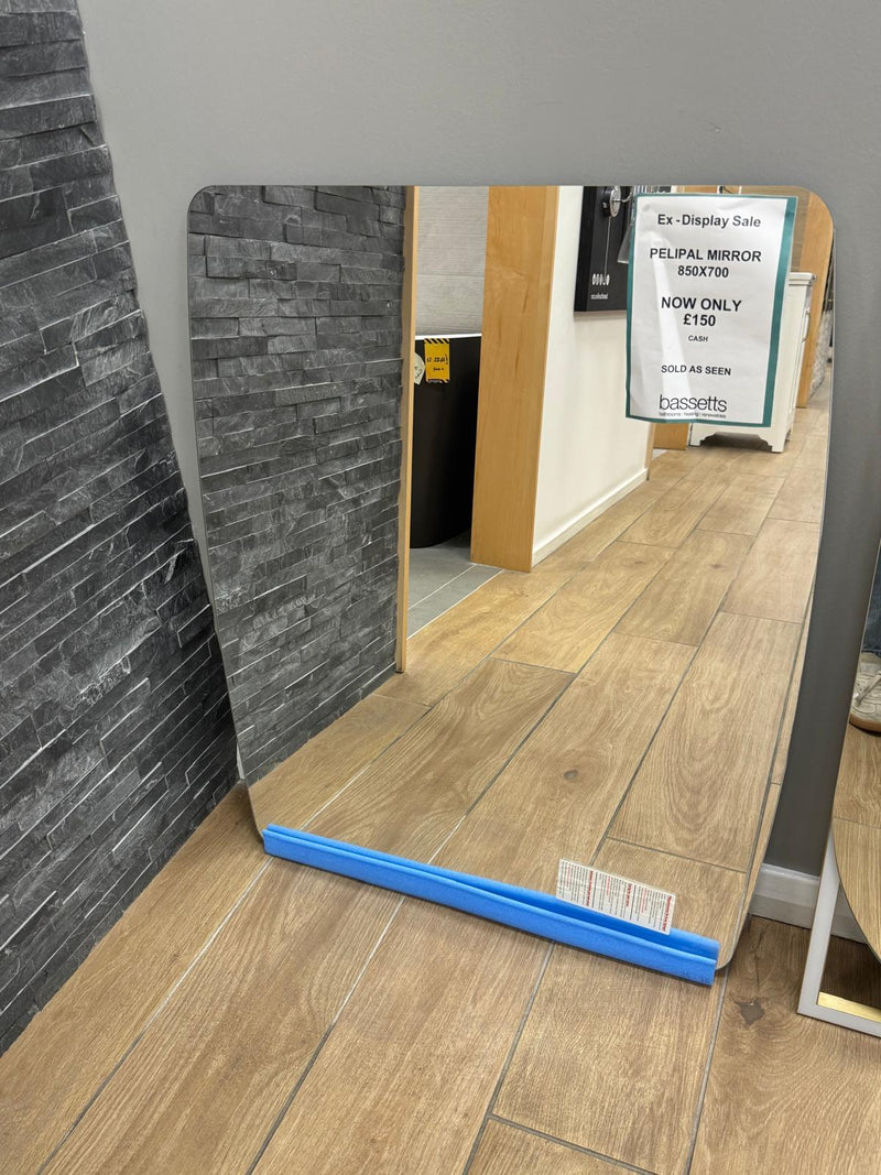 LED Mirror 850x700mm