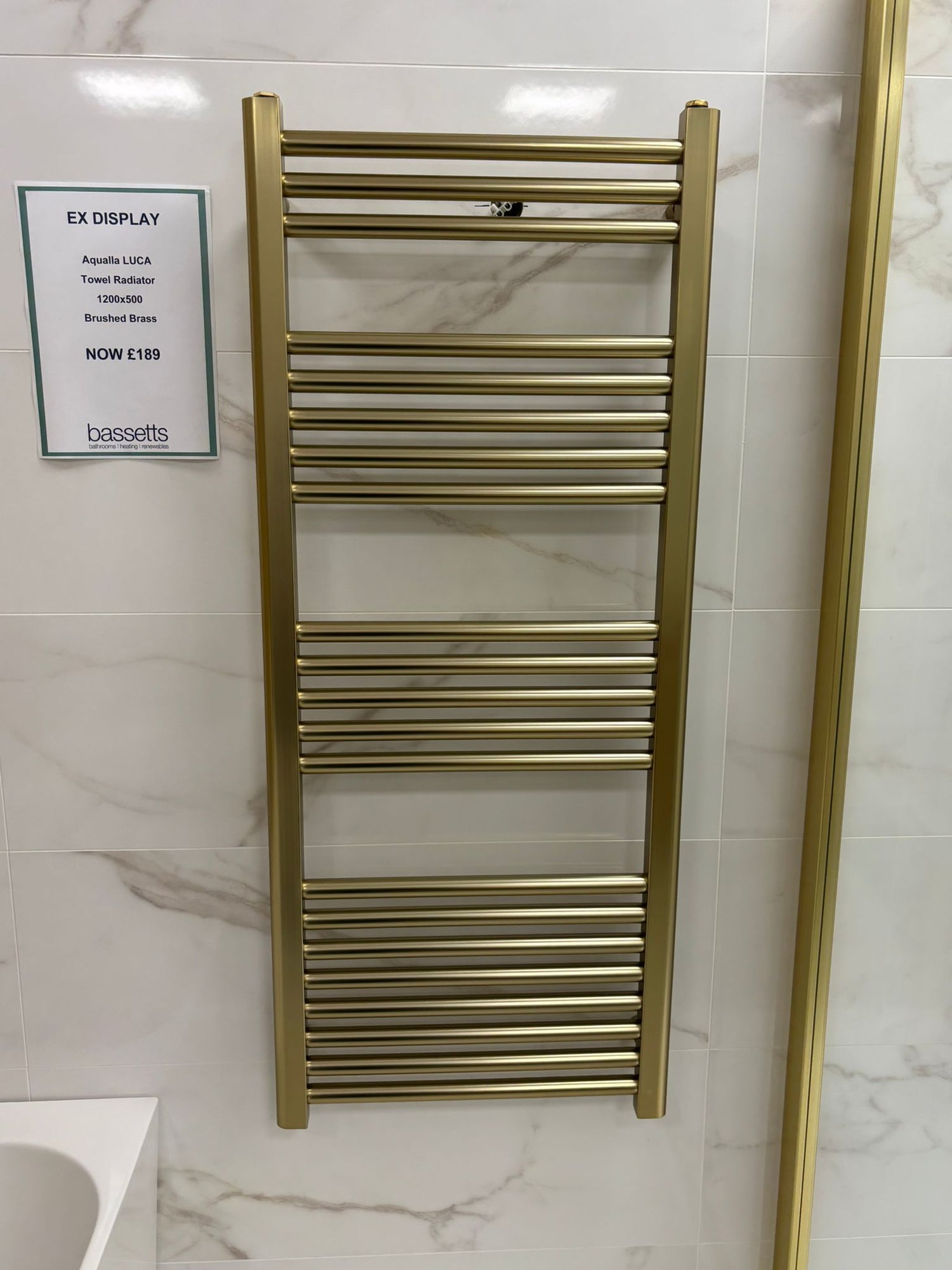 Aqualla Luca Towel Radiator