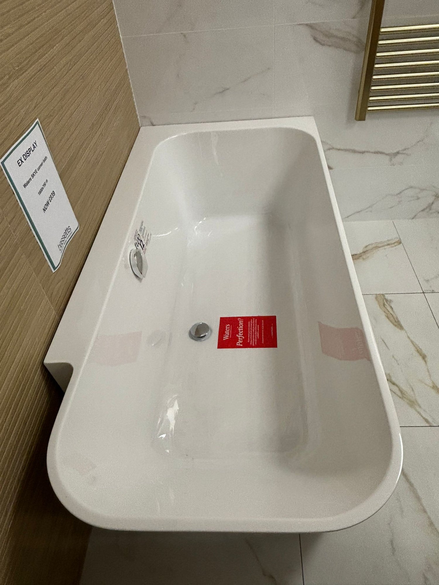Waters Skye Corner Bath