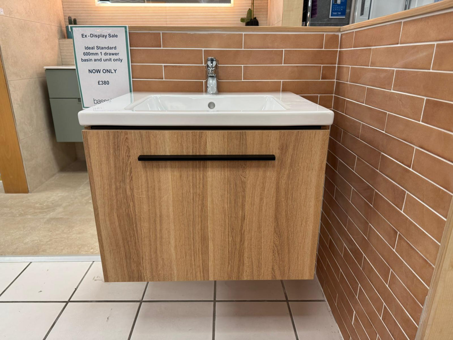 Ideal Standard 600mm 1 Drawer Vanity Unit & Basin