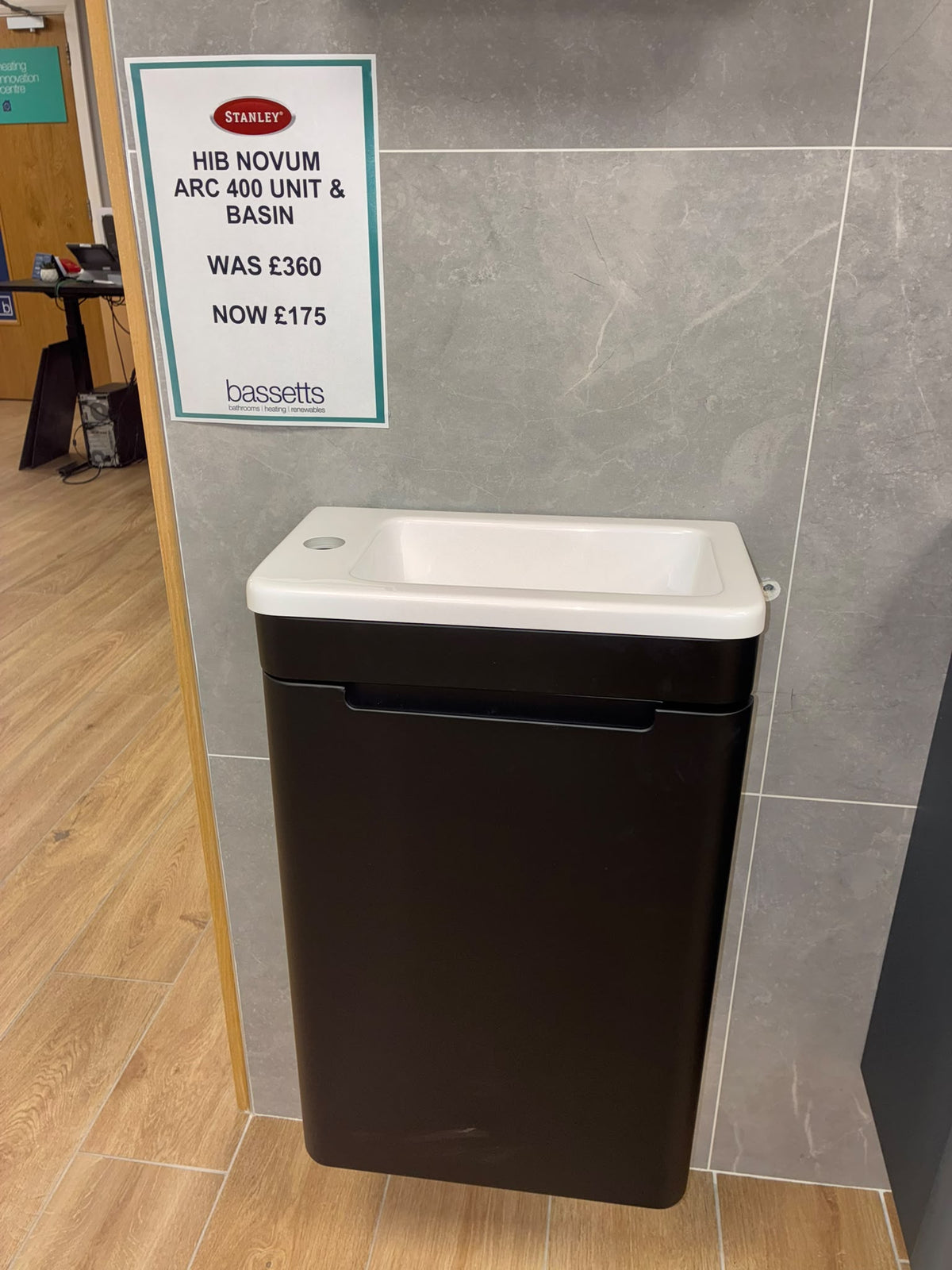 HIB Novum Arc Vanity Unit & Basin